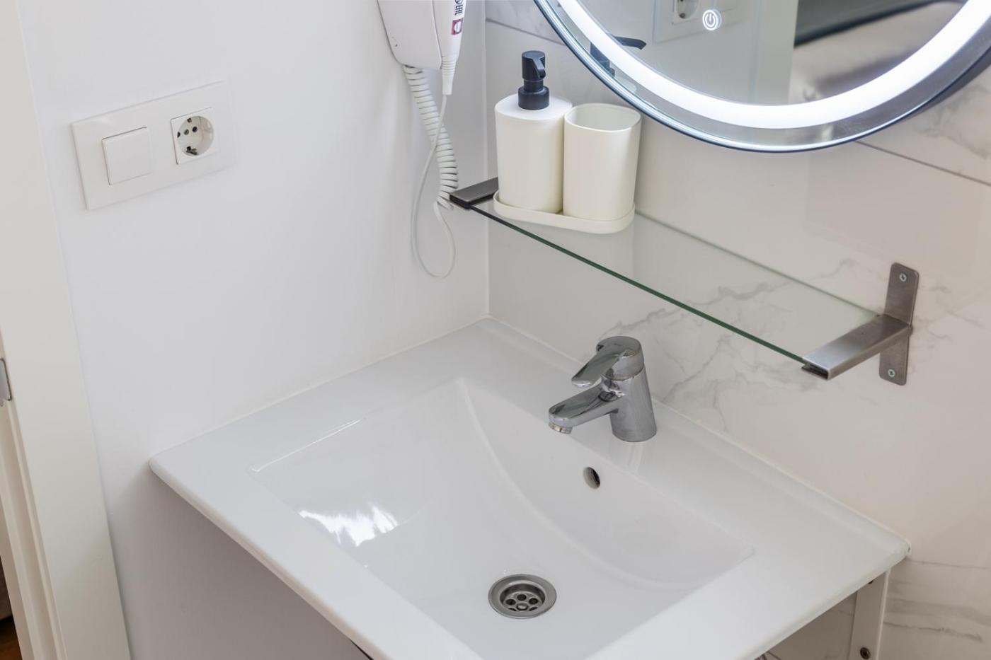Regina Selfcheck-In Smart Rooms Palma de Mallorca Bagian luar foto