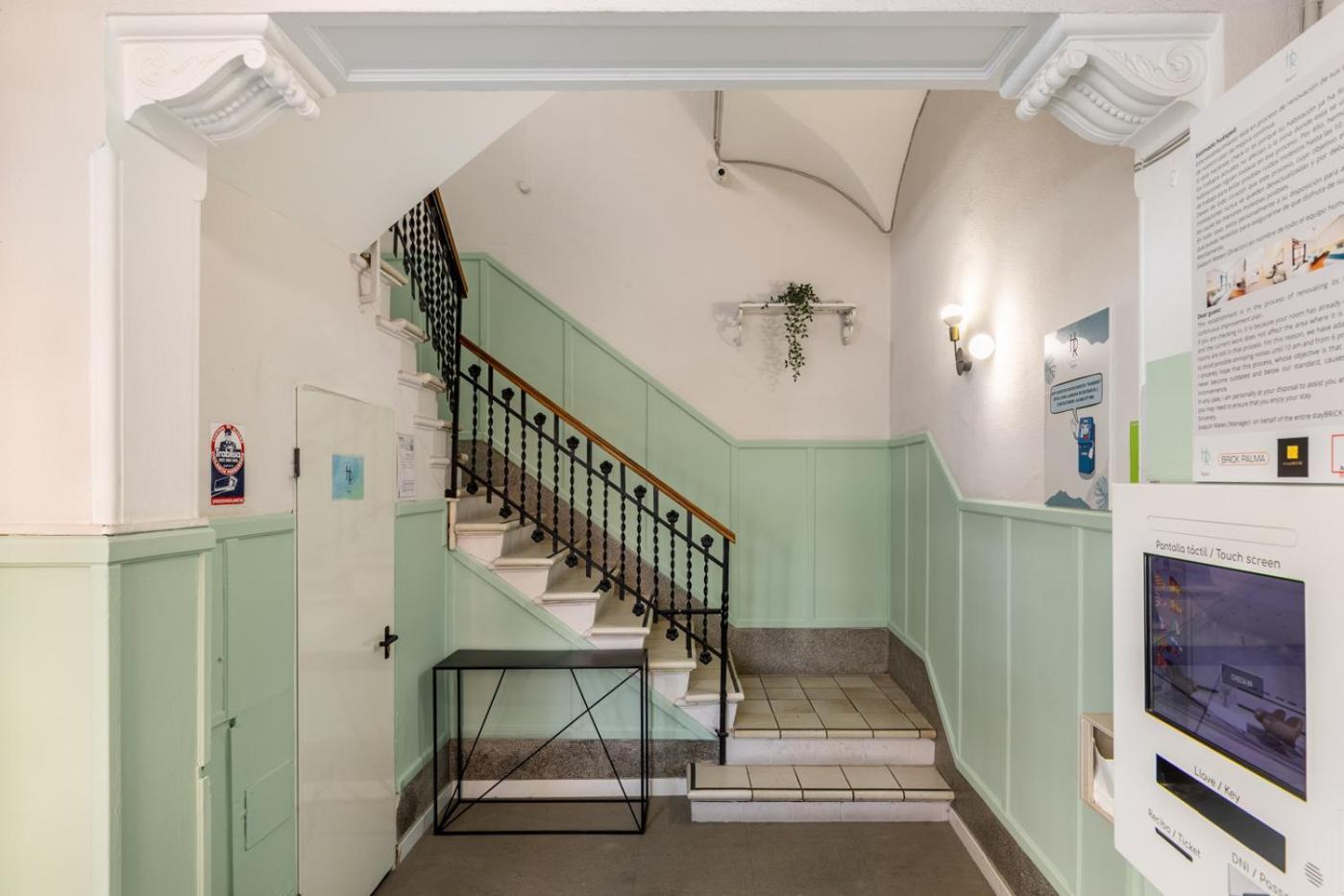 Regina Selfcheck-In Smart Rooms Palma de Mallorca Bagian luar foto